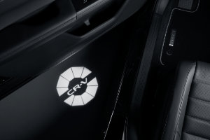  Einstiegsbeleuchtung mit CRV-Logo - FHEV 